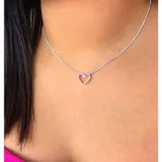 Colar Coração Vazado Feminino Banhado a Prata 925 - Amor e Elegância!