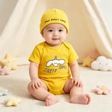 Conjunto de Macacão e Boné Personalizável para Bebê com Estampa de Cachorro Happy Hour, Macacão de Algodão Amarelo de Ma