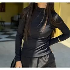 Blusa feminina PREMIUM/Blusa de frio feminina/ Blusa Peluciada feminina