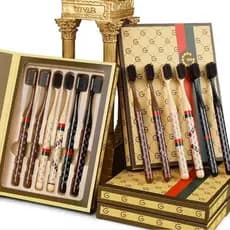 ✨ Escova de Dentes de Luxo para Viagem com1 a 6 escovas Elegância e Cuidado em Cada Detalhe! ✨ Presente bucal cerdas