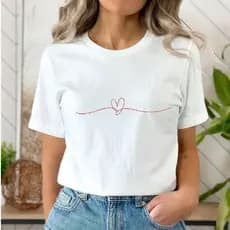 T-shirt Feminina Camiseta 100% Algodão Estampa Coração Romântica Namorada Amor Presente