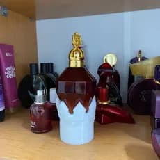 Suporte Para Perfume Killer Queen Katy Perry – Base Coroa Estável | Antiqueda, Decoração e Organização