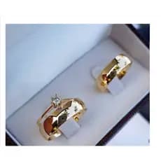 Par de Alianças 6mm Anatômicas Mais 1 Anel Solitário de Aço Inoxidável Banhado a Ouro 18K