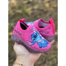Tenis led personagem
