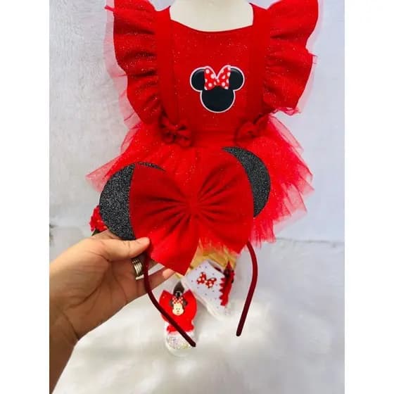 romper salopeti tenis personalizado botinha tiara da minei tema minnei