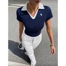 Camisa Polo Bicolor  Feminina de Manga Curta Ajustada com Gola Bordada Tecido Ribana Algodão   2 em 1    Escola
