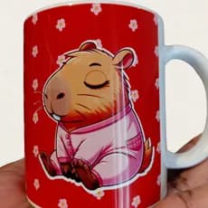 Caneca Capivara “Já Acordei Cansada” | Caneca Divertida Engraçada | Presente Criativo | Caneca Cerâmica 325ml