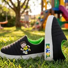 Tênis Infantil Calce Facil Copa do Brasil Preto com Detalhe de Futebol - Copa 2026 – Conforto e Estilo Casual