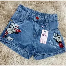 Short  com bordado da Minie.