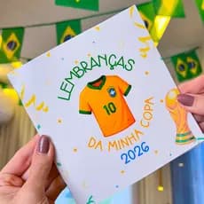 Álbum de Figurinhas Personalizado com Fotos da Família | Estilo Copa do Mundo | Presente Criativo
