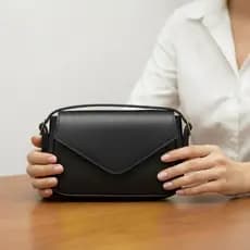 Bolsa de Ombro Feminina Moda Elegante Couro Estilosa Baguete Alça Ajustável Promoção Oferta