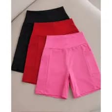 Bermuda Feminina com Bolso Poliamida Shorts com Bolso ideal para Corrida Poliamida Zero Transparência Shorts Fitness