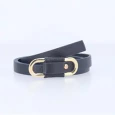 Cinto de Couro com Fivela Oval Metalizada
