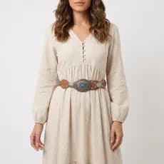 Cinto Feminino de Couro com Fivela Western Metalizada e Aplicações