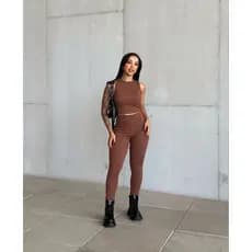 Conjunto gringa básico feminino canelado anarruga calca e cropped regata com elastano