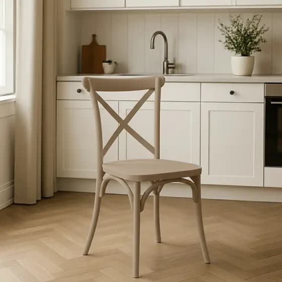 Cadeira De Jantar Katrina Paris Estrutura Preta Clássica Cozinha Varanda