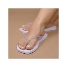 Promoção Kit 32 Pares Chinelo Feminino De Dedo Várias Cores Macio Leve Barato Tira Brilhante