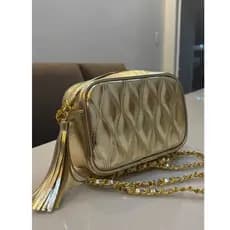Bolsa Feminina Tiracolo Metalassê Big com Alça Transversal Festa Casual fechamento em zíper Estilo