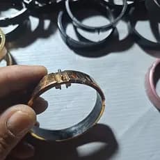 Anel seletor escova Britânia  Dourada!