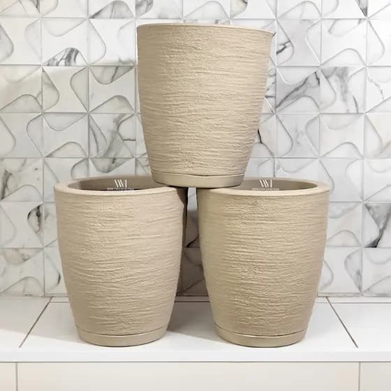 Kit 3 Vasos Plantas Decorativos em Polietileno Coluna Bojo Escovado Nº1 (28x25) Casa Jardim Sala