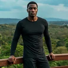 Blusa de Proteção Solar UV+ Masculina Camisa Térmica Adulto Para o Sol Malha Fria Praia Segunda Pele