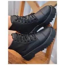 Coturno Feminino Tratotado Botas Femininas Tratoradas Bota Militar Bege Off White e Preta Original