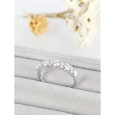 Anel meia aliança Moissanite 3,5/1,75mm prata 925 com banho de ródio