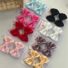 Parzinho de laço em organza o bico de pato/ par de laços infantil