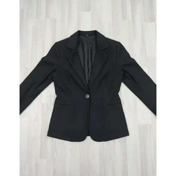 BLAZER FEMININO DE BENGALINE – ELEGÂNCIA E CONFORTO EM UM SÓ LOOK