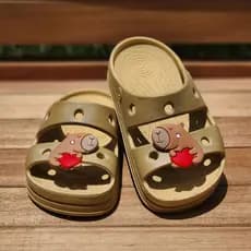 Sandália Chinelo Infantil Meninas Chinelinho Capuccino Enfeite Capivara coração Macia Leve Confortável