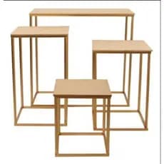 Kit Mesas E Cubo para festa desmontável dourada