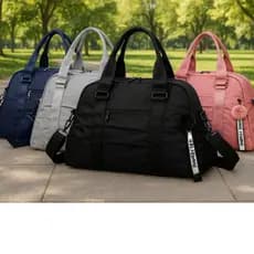 Bolsa Mochila Esportiva Academia Viagem Mala Mão Blogueira Espaçosa Alça Transversal Com Chaveiro Pompom Colorida Grande