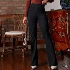 Calça Feminina Bubble Flare - Elegância e Conforto em 2026