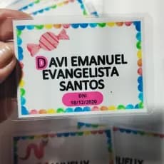 Cards de Identificação de Nome Infantil para Sala de Aula e Alfabetização – Recurso Pedagógico Personalizado