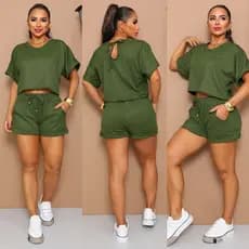 Conjunto Elegante Femenino Cropeed Manga Morcego e Shorts