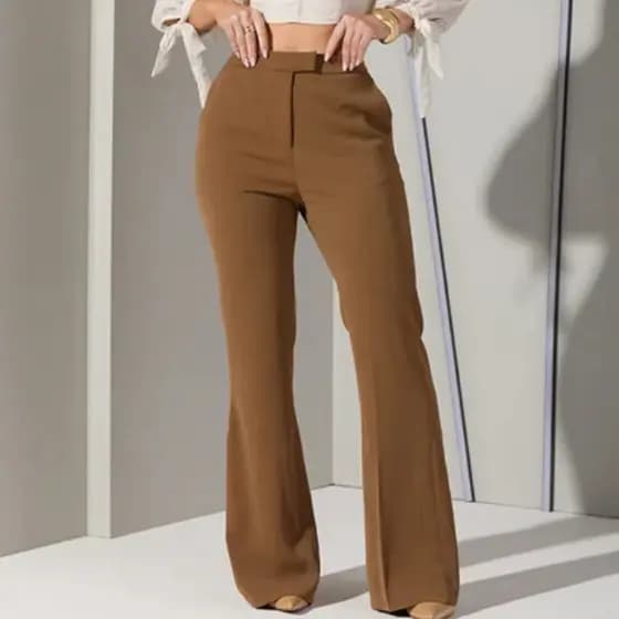 Calça Social Feminina De Alfaiataria Boot Cut Boca De Sino Bolsos Funcionais Cintura Alta Tendência