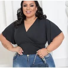 BLUSA CROPPED DECOTE EM V MANGA CURTA MORCEGO SOLTINHA PLUS SIZE DECOTE