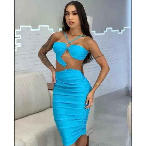Vestido com argola drapeado | moderno
