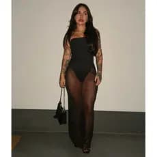 vestido longo de tule com uma leve transparência com body /  bory ( GIGI )