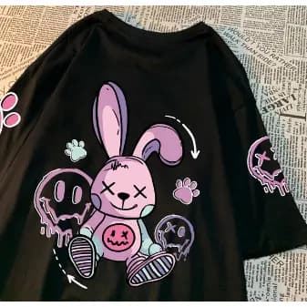 Camiseta Coelho Emoji Patinhas Streetwear