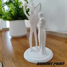 Escultura Família Mãe, Pai e Dois Filhos - 15 cm