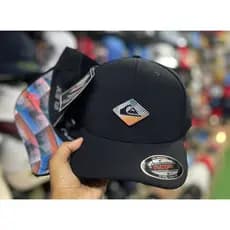 Boné Flexfit Fechado Adulto (M) Aba Curva Estilo Surf Premium