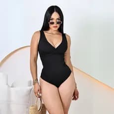 Body Maiô Feminino Luxo Afina Cintura No Tecido Suplex Premium Com Bojo Removível Cavado Modelador Praia Picina