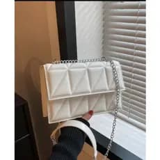 Bolsa Feminina ombro transversal corrente