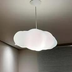 Luminária de Teto Nuvem ☁️ | Visual Algodão Pendente – Toque Mágico para Quartos de Bebê e Festas