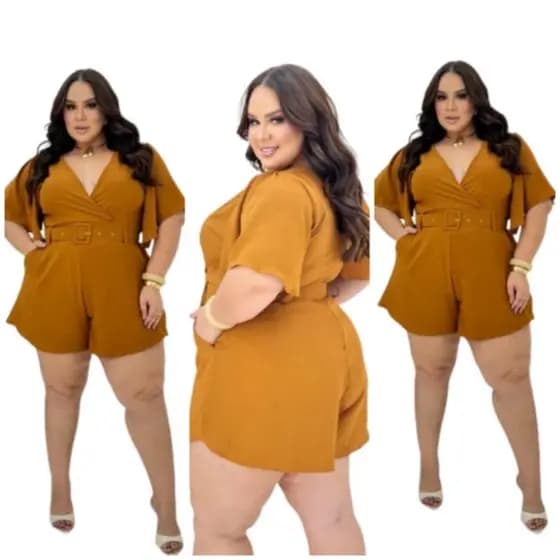 Macacão Curto Plus Size Manga Ombro a Ombro Moderno