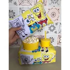 Kit Cinema Almofada Porta Pipoca + Mini Almofada decorativa  Bob Esponja