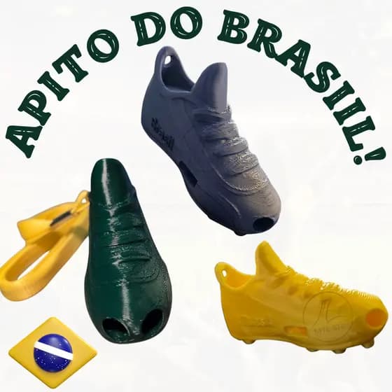 Apito Chuteira Brasil Torcedor Chaveiro Cordão 6,5cm 9cm copa 2026