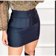 Saia Lipo Preta Querida do momento com ziper