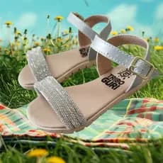 sandália infantil feminino 20 ao 27 Tiras Strass lindas e confortável